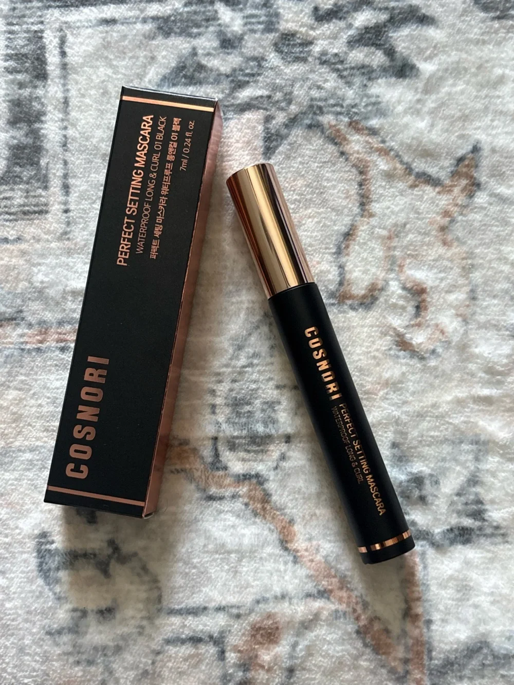 Cosnori Perfect Setting Mascara – Black with Rose Gold Cap